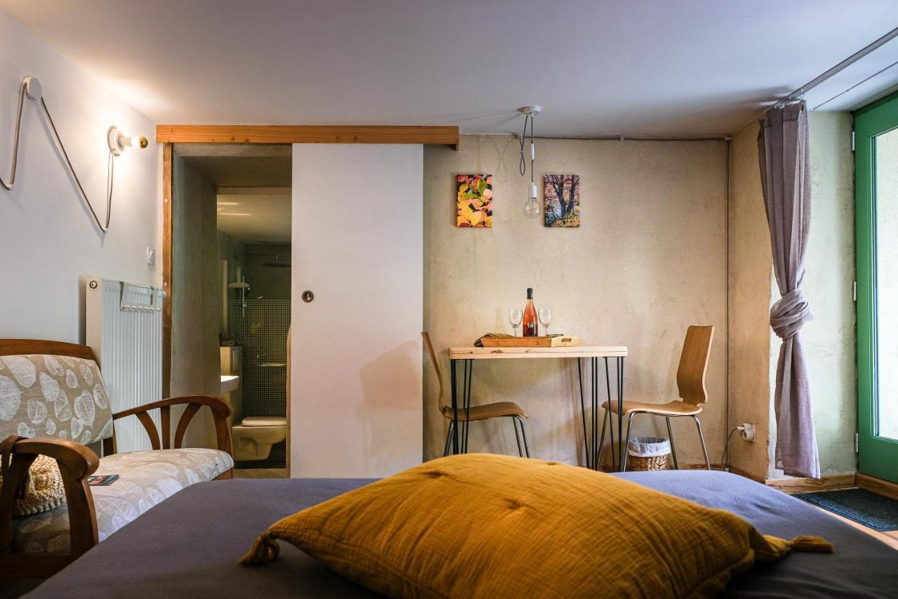 Les Chambres De La Dourbie Nant Екстериор снимка